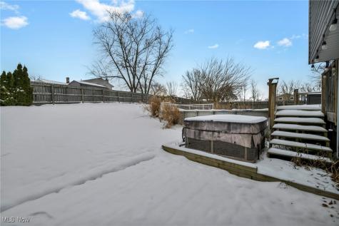 4776 Aspen Oval Brunswick OH 44212