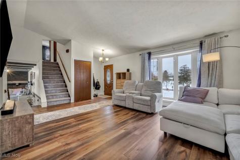 4776 Aspen Oval Brunswick OH 44212