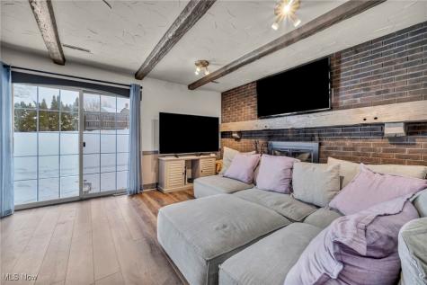 4776 Aspen Oval Brunswick OH 44212