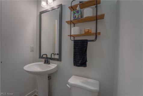 496 Auld Farm Circle Akron OH 44320
