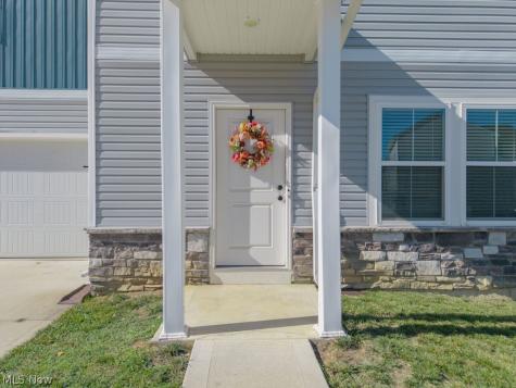 496 Auld Farm Circle Akron OH 44320