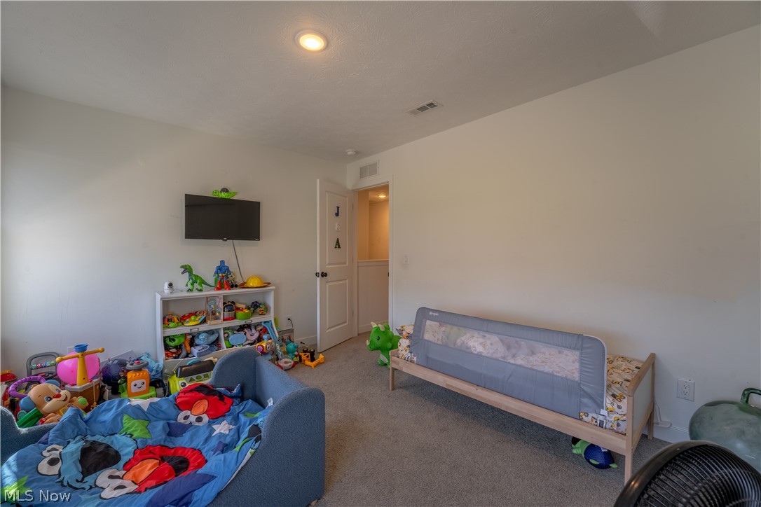 496 Auld Farm Circle Akron OH 44320