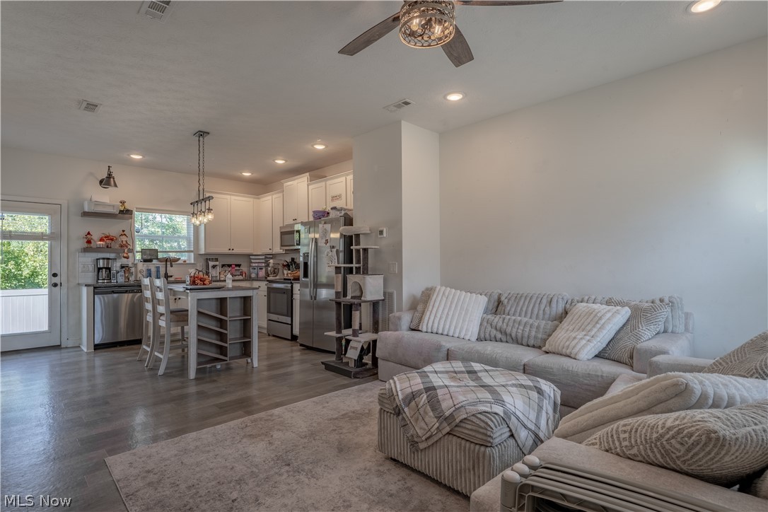 496 Auld Farm Circle Akron OH 44320