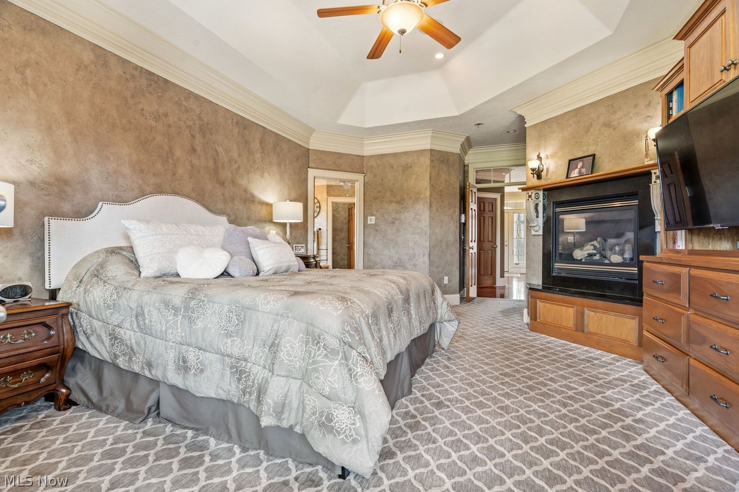 2198 E Park Drive Uniontown OH 44685