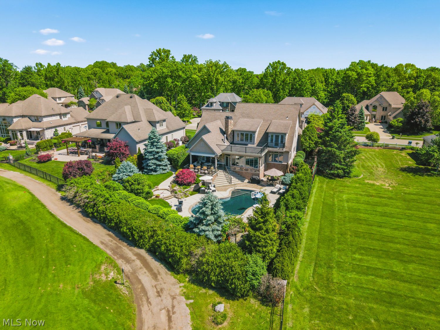 2198 E Park Drive Uniontown OH 44685