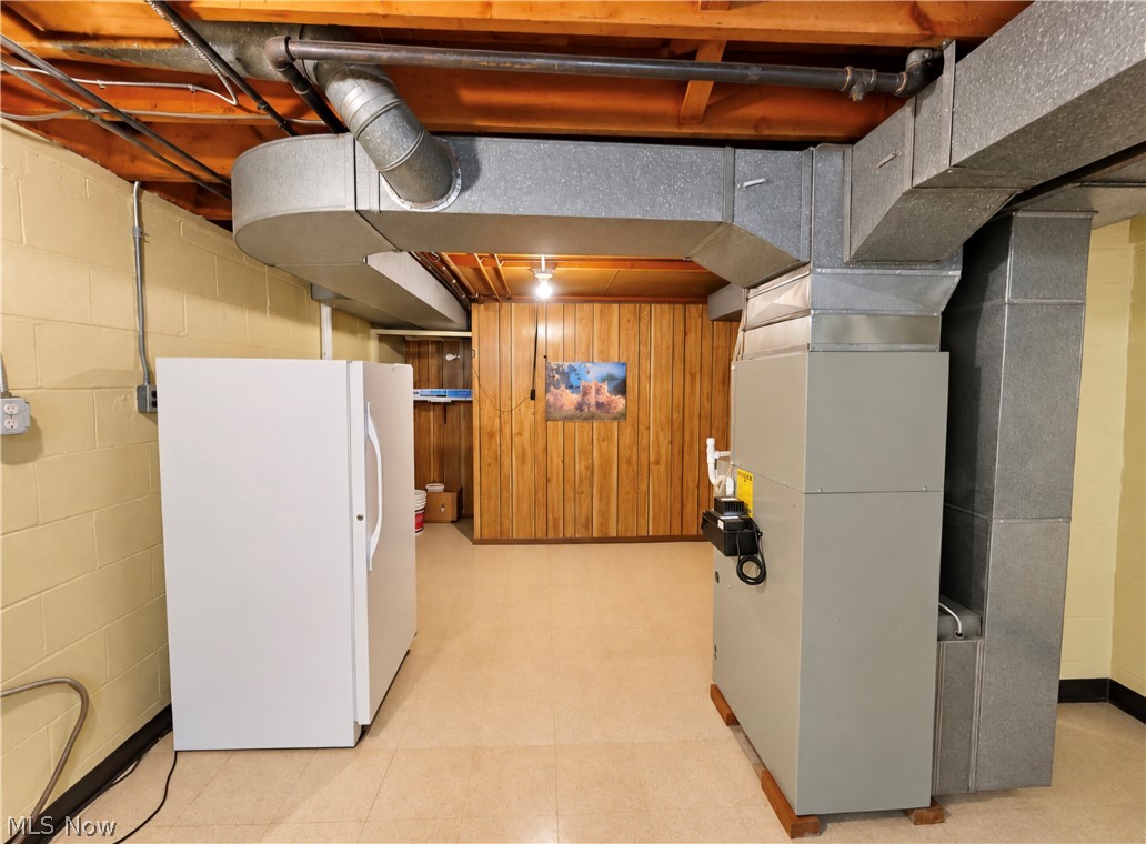 6877 Day Drive Parma OH 44129