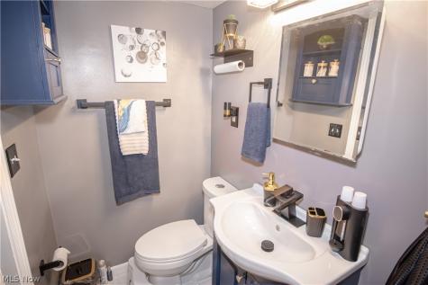 4878 E 88th Street Garfield Heights OH 44125