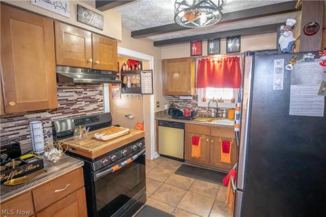 4878 E 88th Street Garfield Heights OH 44125