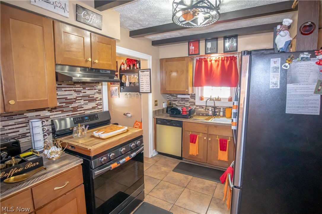 4878 E 88th Street Garfield Heights OH 44125