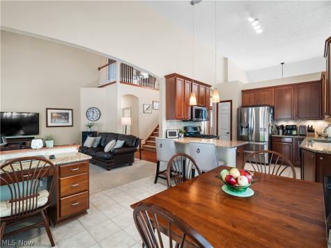 15346 Chestnut Oak Lane Strongsville OH 44149