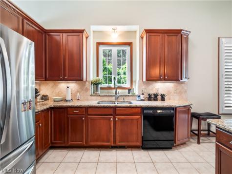 15346 Chestnut Oak Lane Strongsville OH 44149