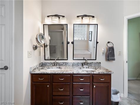 15346 Chestnut Oak Lane Strongsville OH 44149