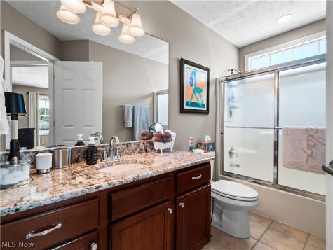 15346 Chestnut Oak Lane Strongsville OH 44149