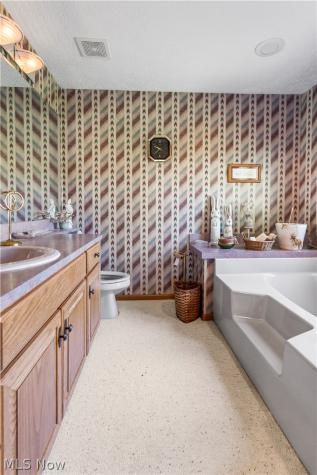 633 King Ridge Court Ashland OH 44805
