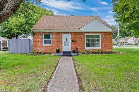 643 E 261st Street Euclid OH 44132