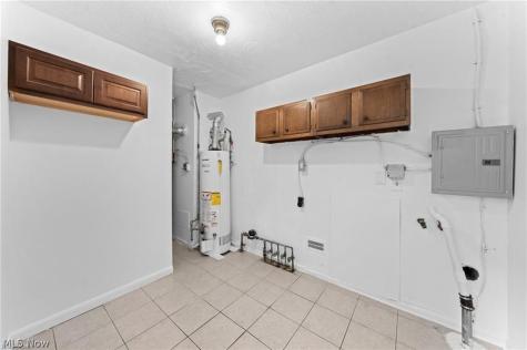643 E 261st Street Euclid OH 44132