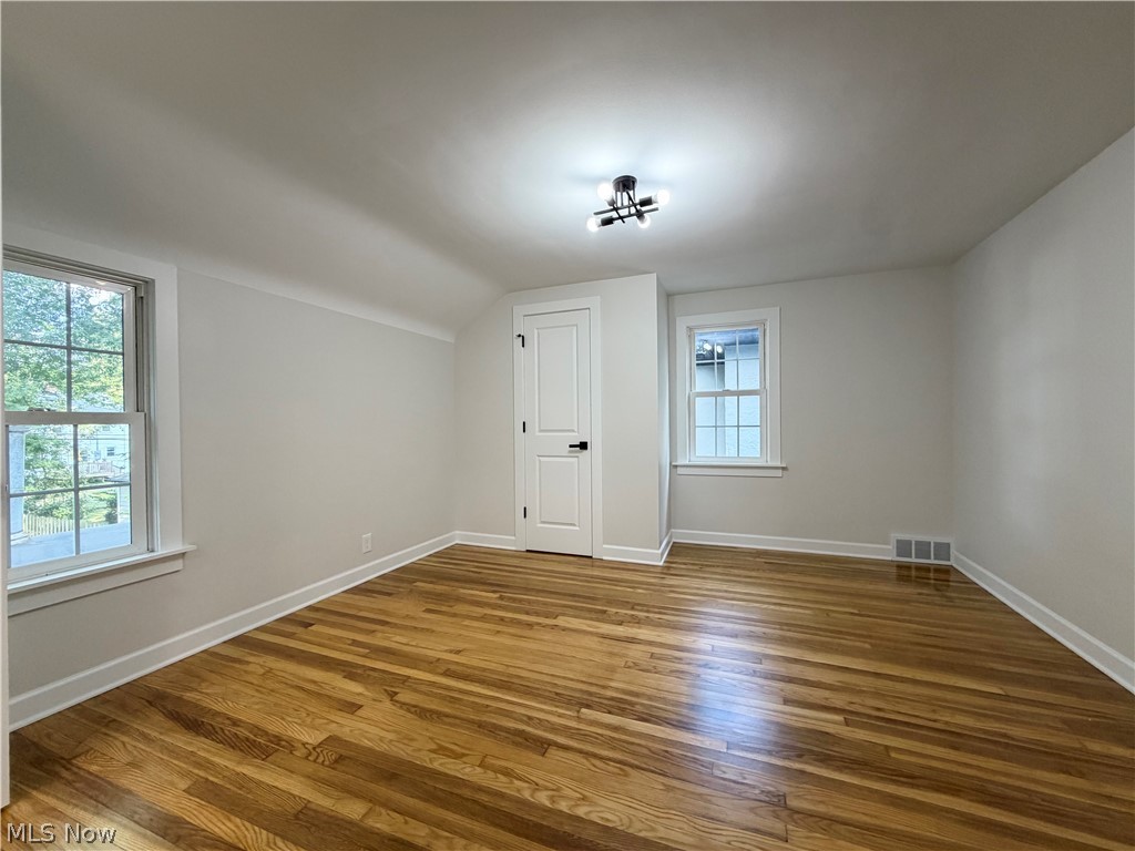1307 Ford Road Lyndhurst OH 44124