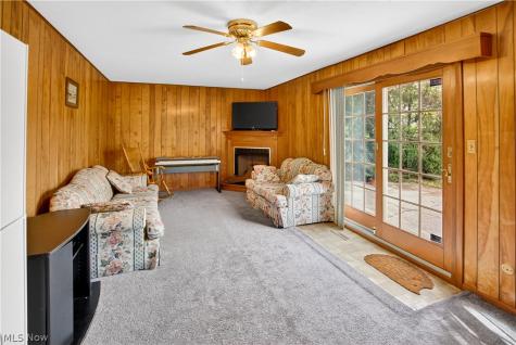 2115 Coventry Drive Parma OH 44134