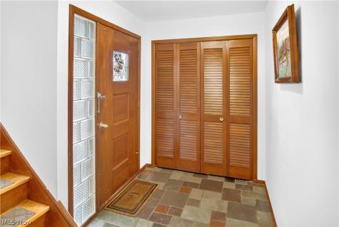 2115 Coventry Drive Parma OH 44134