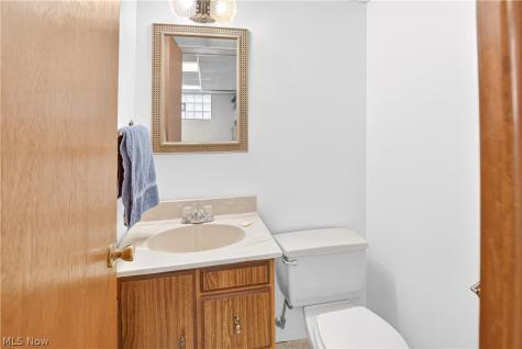 2115 Coventry Drive Parma OH 44134