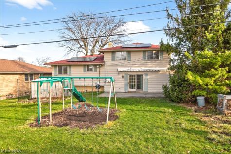 2115 Coventry Drive Parma OH 44134