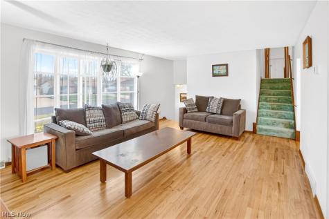 2115 Coventry Drive Parma OH 44134