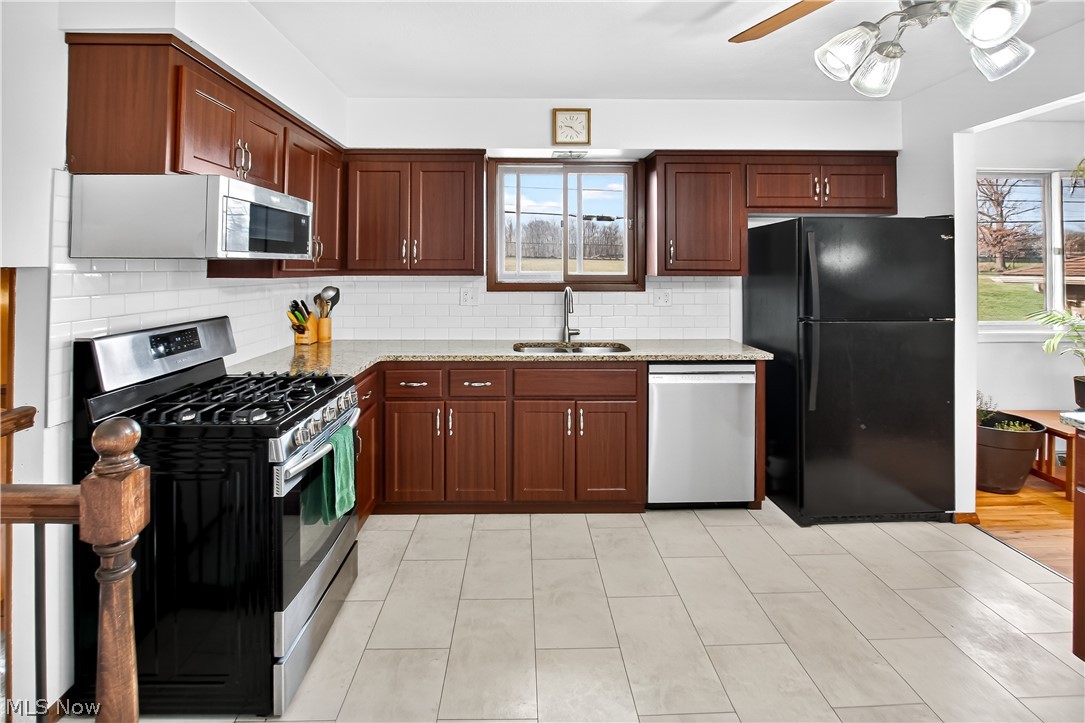2115 Coventry Drive Parma OH 44134