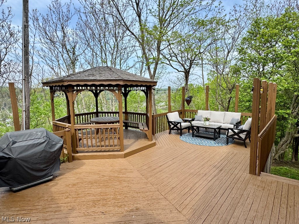 95 Sunset Drive Mcconnelsville OH 43756
