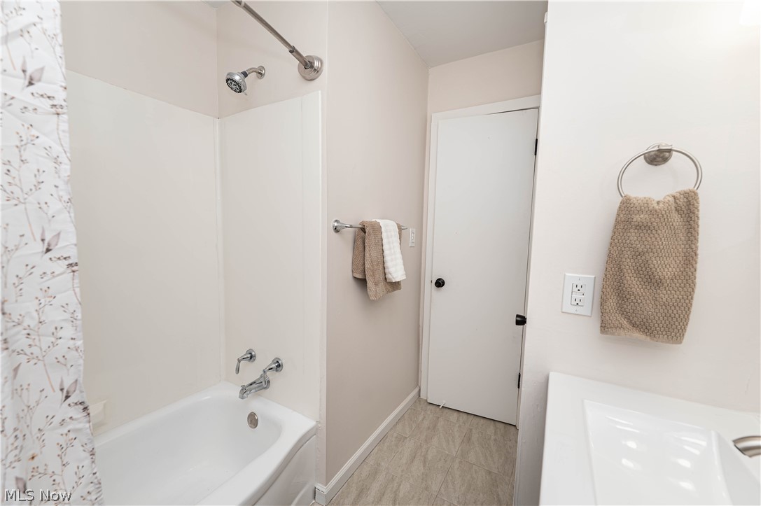 430 E 309th Street Willowick OH 44095