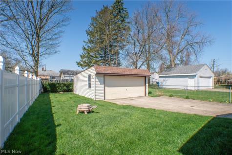 5372 Porter Road North Olmsted OH 44070