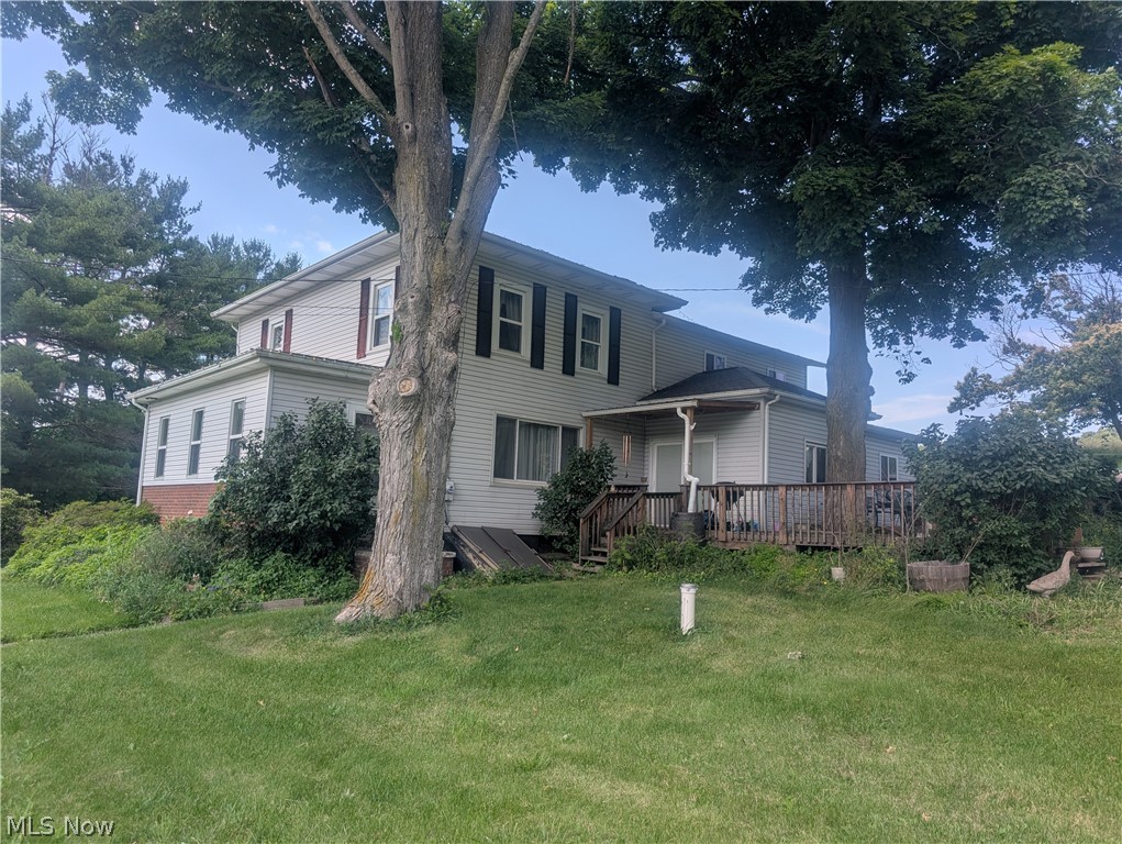 2011 Gordon Road NW Dover OH 44622
