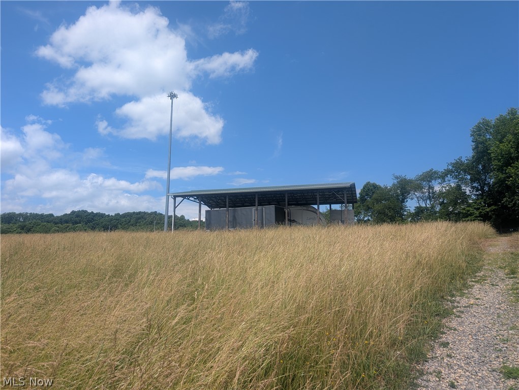 2011 Gordon Road NW Dover OH 44622