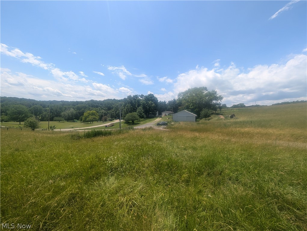 2011 Gordon Road NW Dover OH 44622