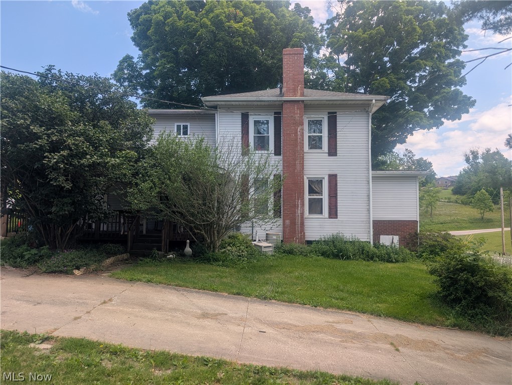 2011 Gordon Road NW Dover OH 44622
