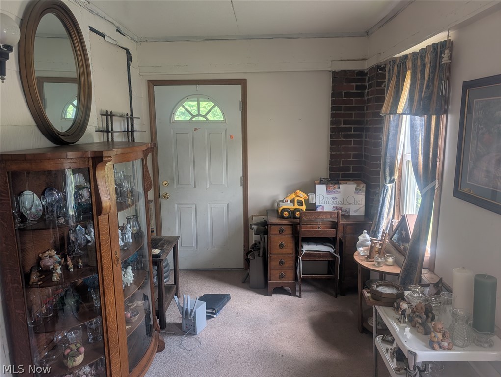 2011 Gordon Road NW Dover OH 44622