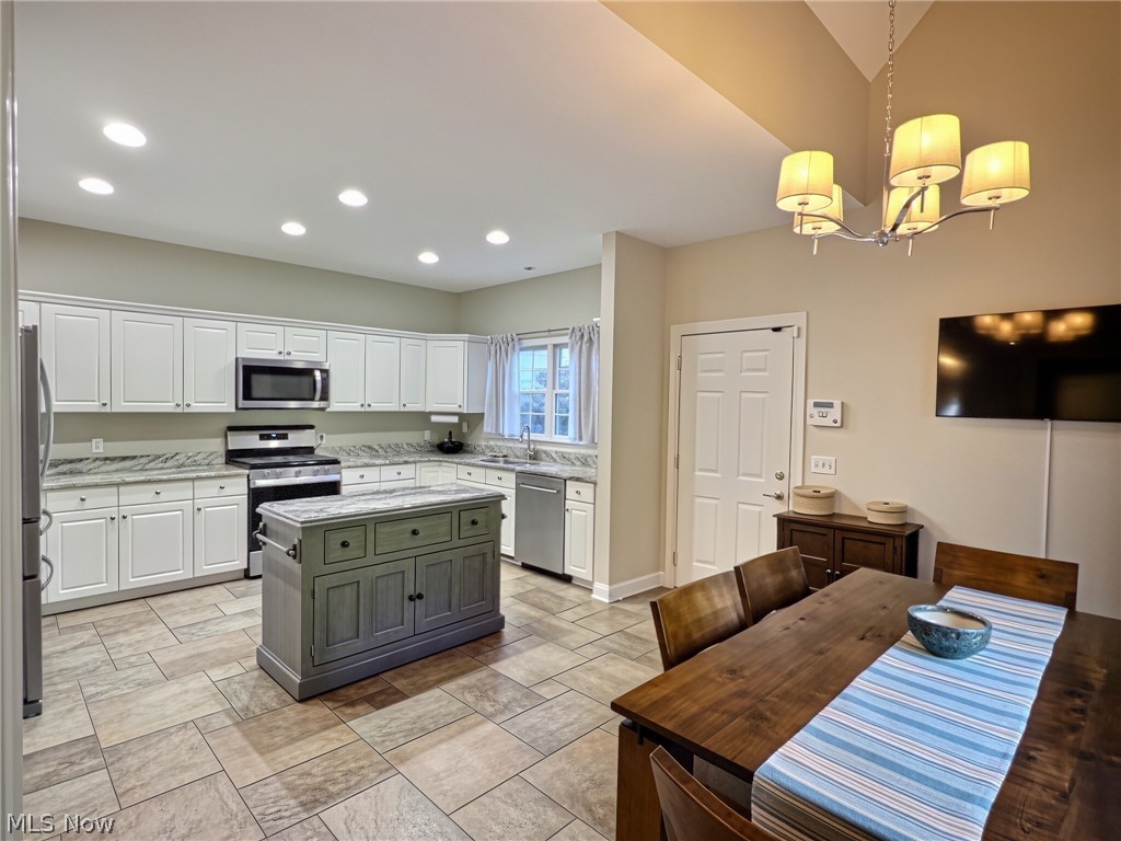 50 Haskell Drive Bratenahl OH 44108