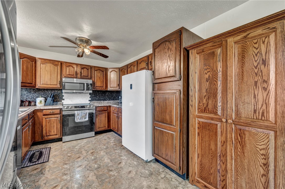 4195 Regal Avenue Brunswick OH 44212