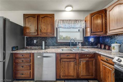 4195 Regal Avenue Brunswick OH 44212