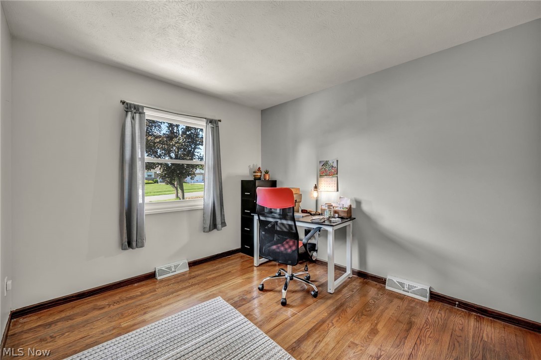 4195 Regal Avenue Brunswick OH 44212