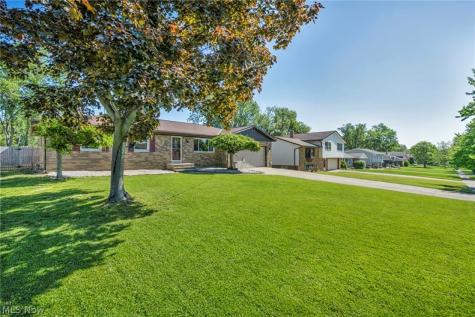 4195 Regal Avenue Brunswick OH 44212