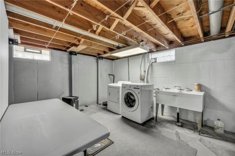 4195 Regal Avenue Brunswick OH 44212