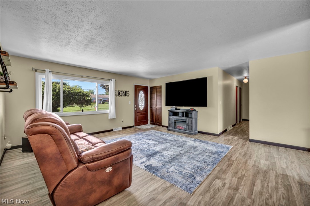 4195 Regal Avenue Brunswick OH 44212