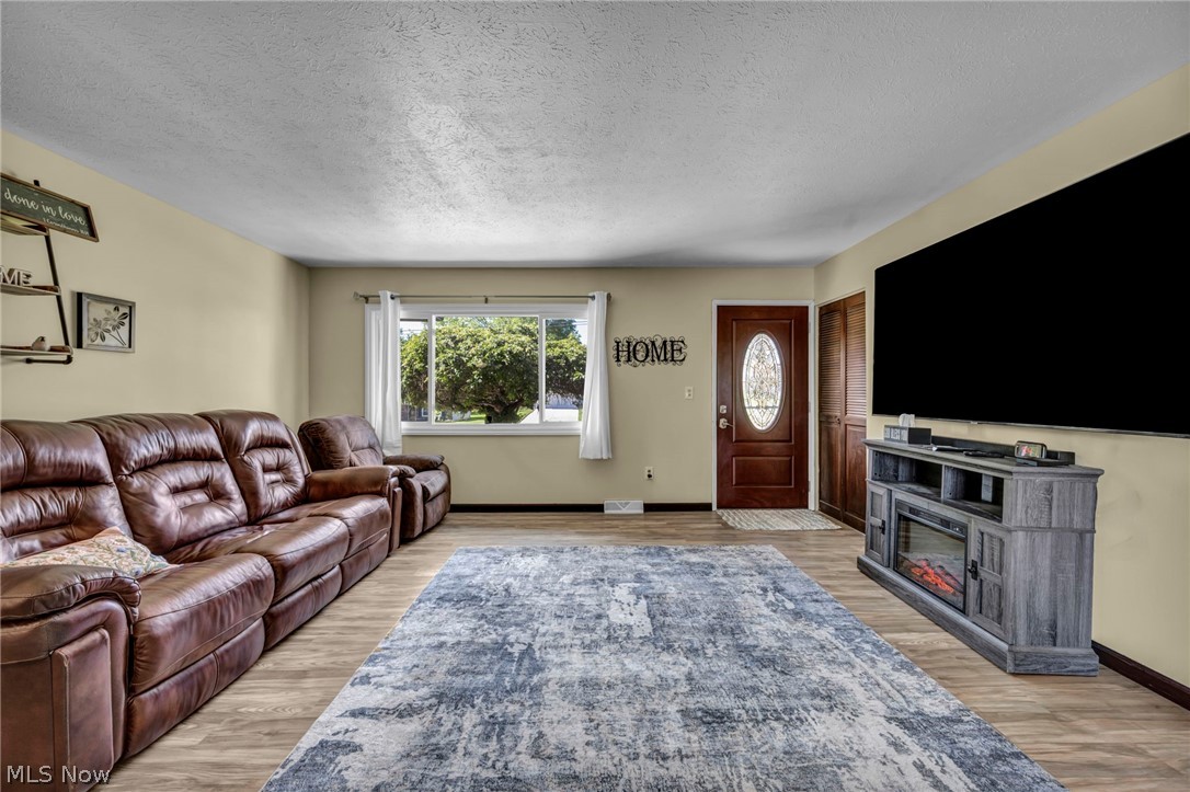 4195 Regal Avenue Brunswick OH 44212