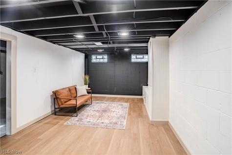 30 Madison Avenue Cuyahoga Falls OH 44221
