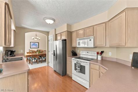 10262 Wildflower Way Broadview Heights OH 44147