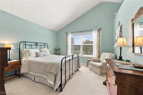 10262 Wildflower Way Broadview Heights OH 44147