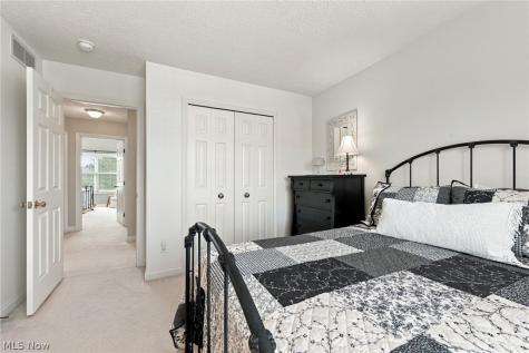 10262 Wildflower Way Broadview Heights OH 44147