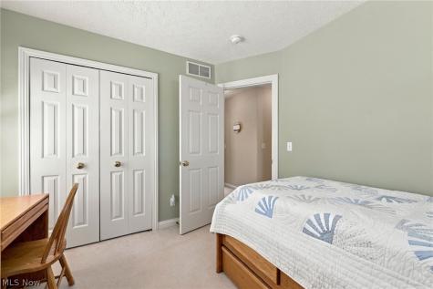 10262 Wildflower Way Broadview Heights OH 44147