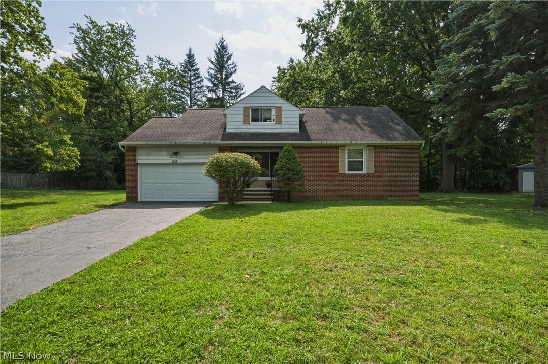 1517 Parkhill Road Cleveland Heights OH 44121