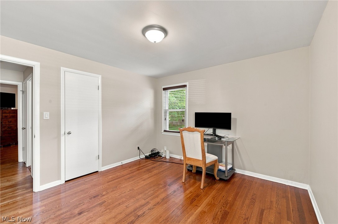 1517 Parkhill Road Cleveland Heights OH 44121